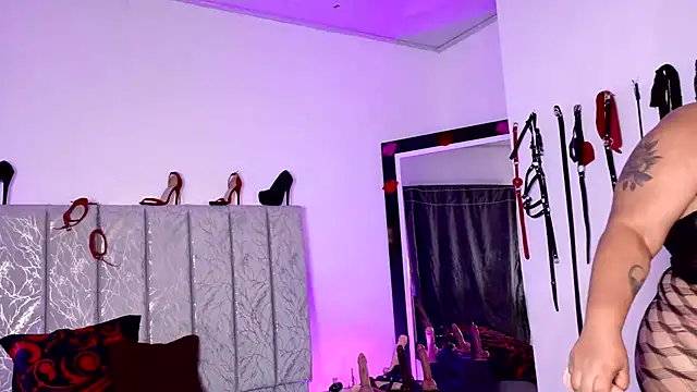 AndreaKinky's Live XXX Chat