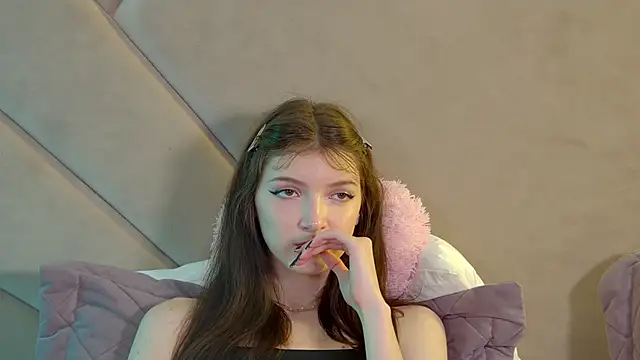 SophiaProve's Live XXX Chat