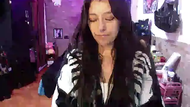 Chat +18 de AngelaQueen_ ao vivo