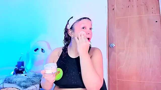 Chat XXX Live Emily_Coper18