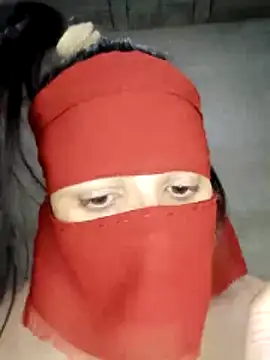 Chat XXX en directo de Sousou-24