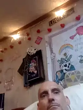 ClydeCan409 Chat XXX live