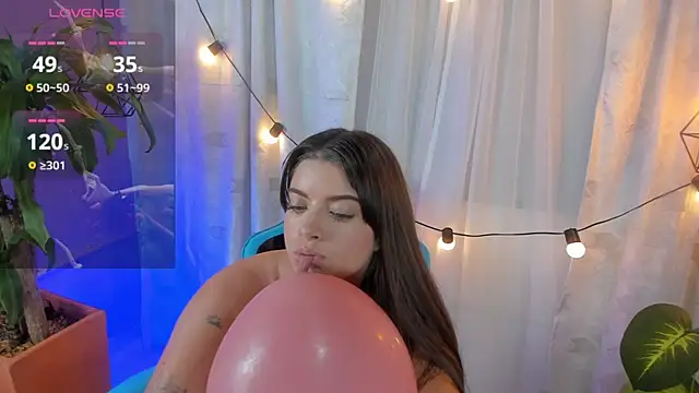 Lia_little18's Live XXX Chat