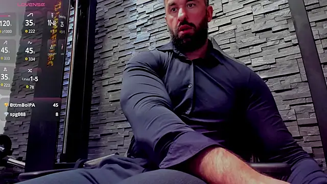 Chat +18 de David_Big_Daddy ao vivo