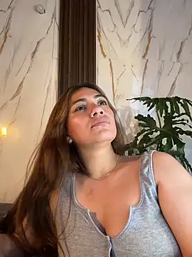 emmily_d's Live XXX Chat