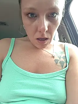 Czat XXX na żywo – lickybaby26