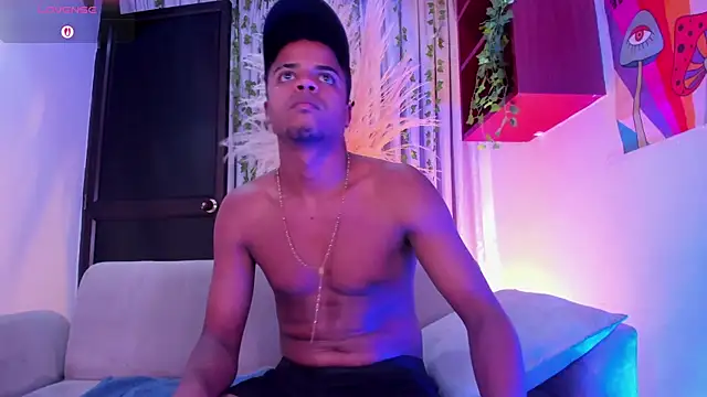 TaylorClay_ élő XXX-chatje