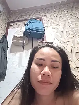 Hotsquirter_10's Webcam Show