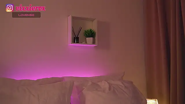 دردشة ViXXXiee الجنسية المباشرة