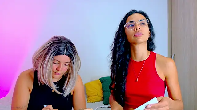 kimandlu Chat XXX in diretta