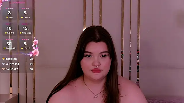 Chat XXX en directo de EmilyHyde