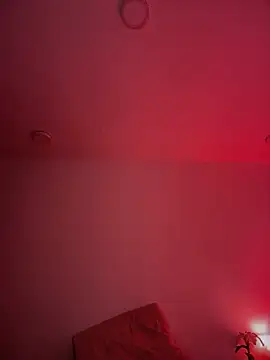 Hips_hannah Adlı Modelin Canlı XXX Sohbeti