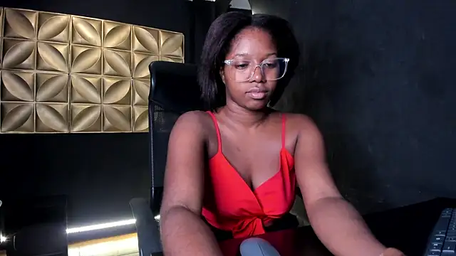 XXX chat uživo modela nilosolem