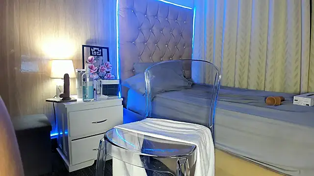 Maddyluxe Show in webcam
