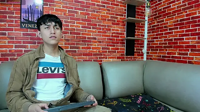 Chat XXX ao vivo de Hoot_boyss_