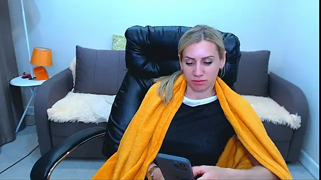 Polina-Ray Show in webcam