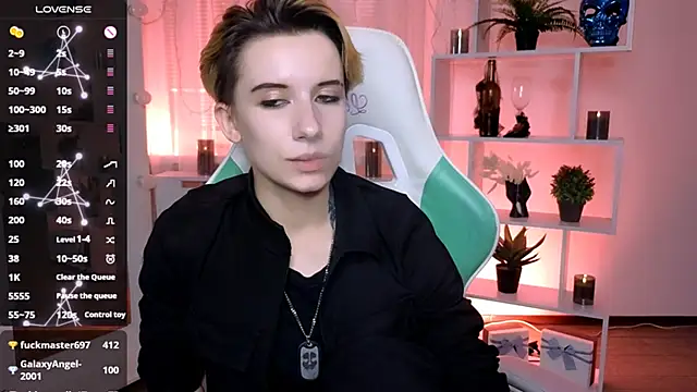 _Rein_ramm élő XXX-chatje