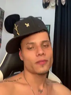 JohannYng Webcam Show