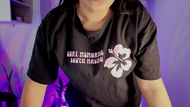 Kayleemorales' Live Chat Room