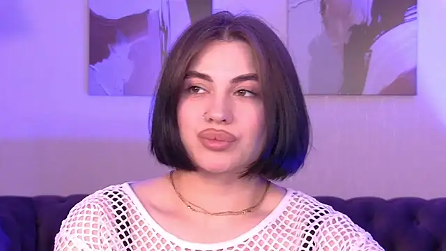 AdrianaToress Chat XXX live