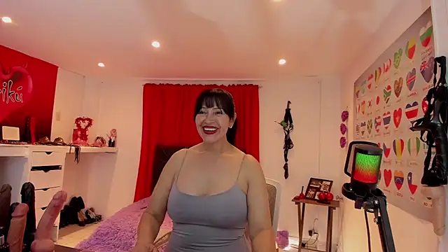 Sarah_teiku's Live XXX Chat