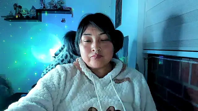 Shaddycute_'s Live Chat Room