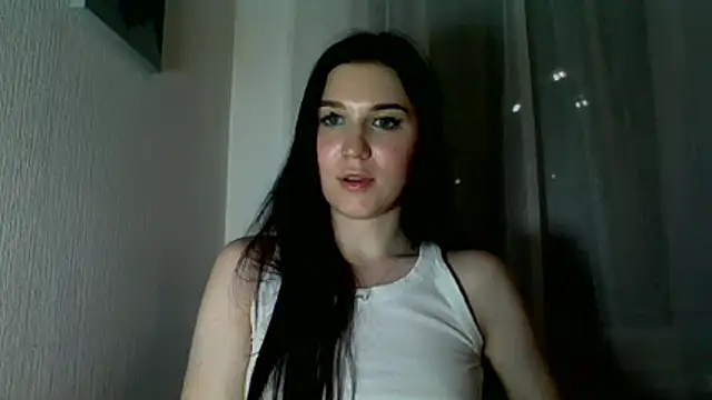 Katiee_Foxi's Live Chat Room