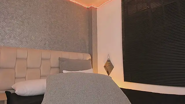 lena_banksのライブXXXチャット