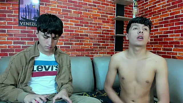 Hoot_boyss_ Live XXX Chat