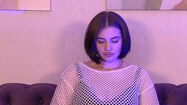 دردشة AdrianaToress الجنسية المباشرة