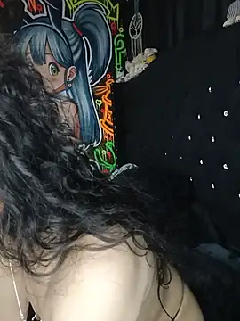 Chat XXX en directo de Madan_manyi