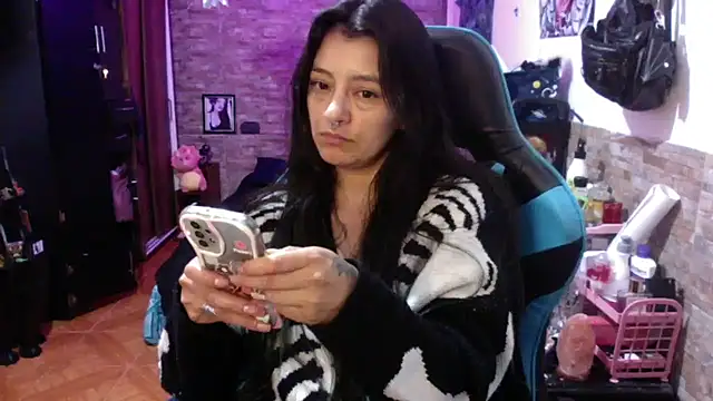 AngelaQueen_: απευθείας συνομιλία ΧΧΧ