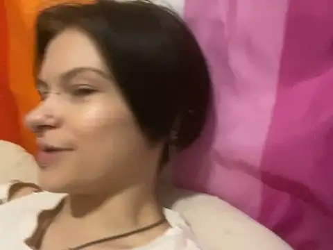 Kim__Ray Adlı Modelin Web Kamerası Şovu
