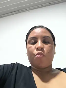 Chatroom XXX en direct de Francesca_ferrari