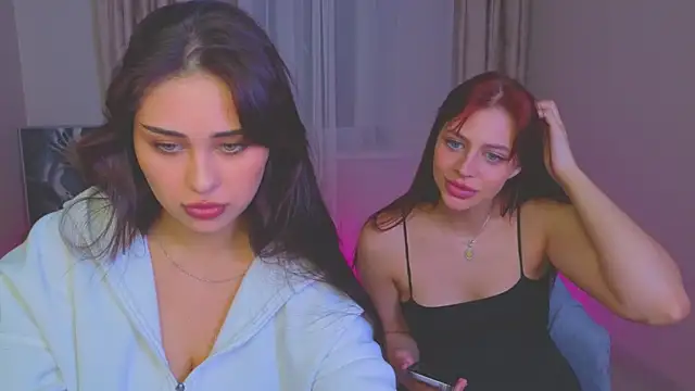 Show modela Sofia_Plump na web-kameri