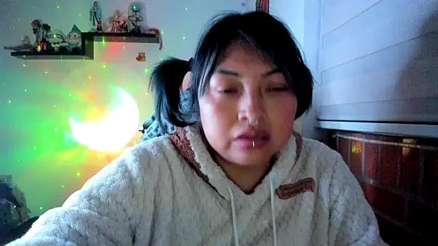 Chatroom XXX en direct de Shaddycute_
