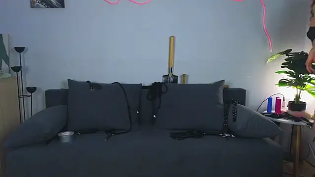 laracroftmansion Webcam-Show