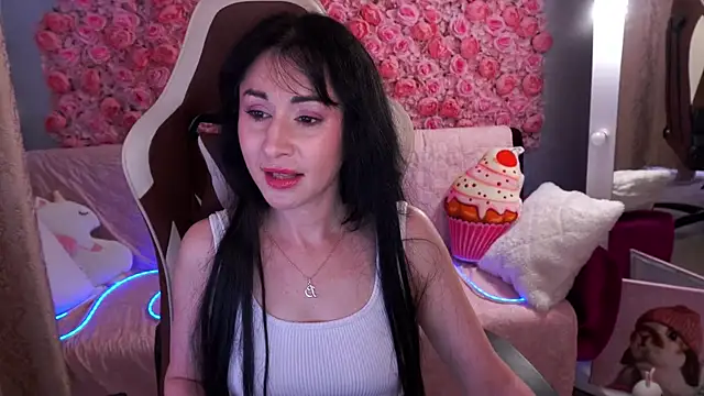 CarolinaaFoxyyy's Live XXX Chat