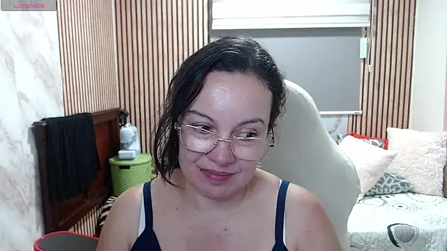 Sonialorens_n Live XXX chat