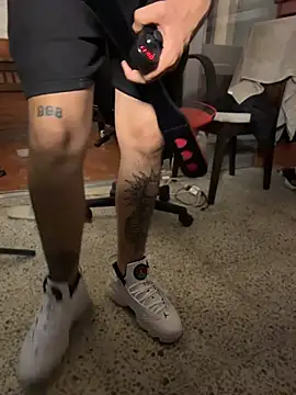 AlphaMasterXxx Live Chatraum