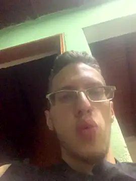 SOYMRX's Live XXX Chat