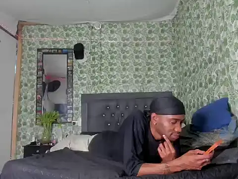 Kofi_exotic_2 live XXX chat