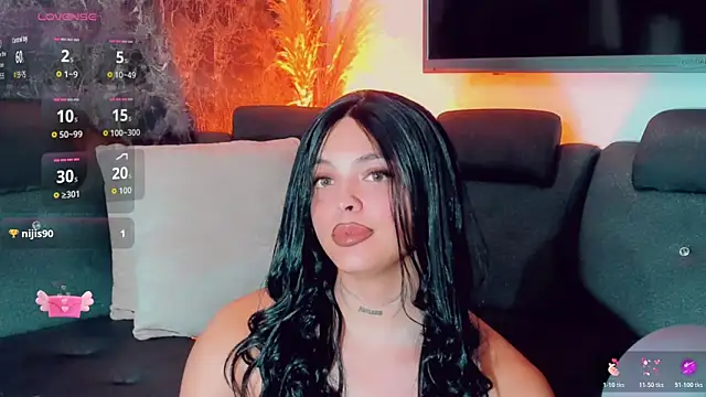 Emmaa_Saenz_ Adlı Modelin Web Kamerası Şovu
