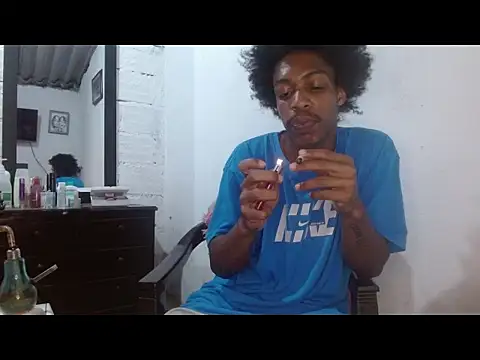 Larry-n-clouds Pertunjukan Webcam