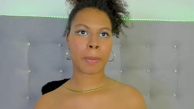 tatianasquirthot's Live XXX Chat