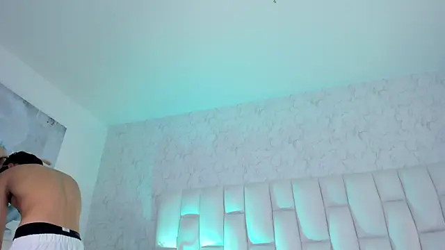 EthanSantori Live XXX-chat