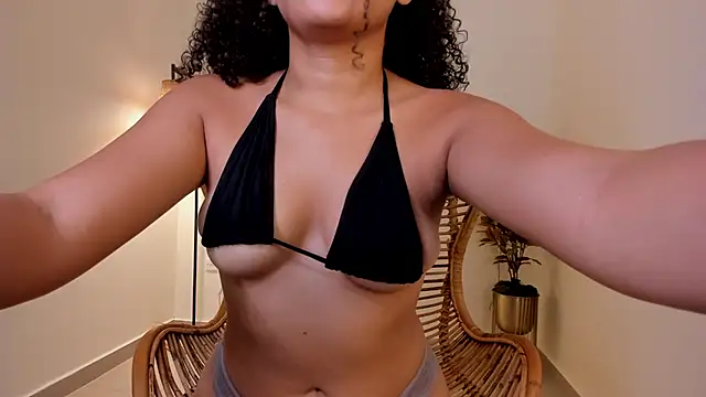 esther_sofia Adlı Modelin Web Kamerası Şovu