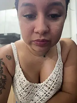 Pretty_Isadora live XXX chat