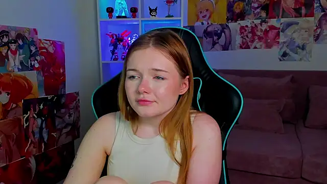 ElinaVale Chat XXX in diretta