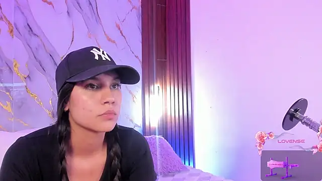 Chat XXX en directo de Emmiicute
